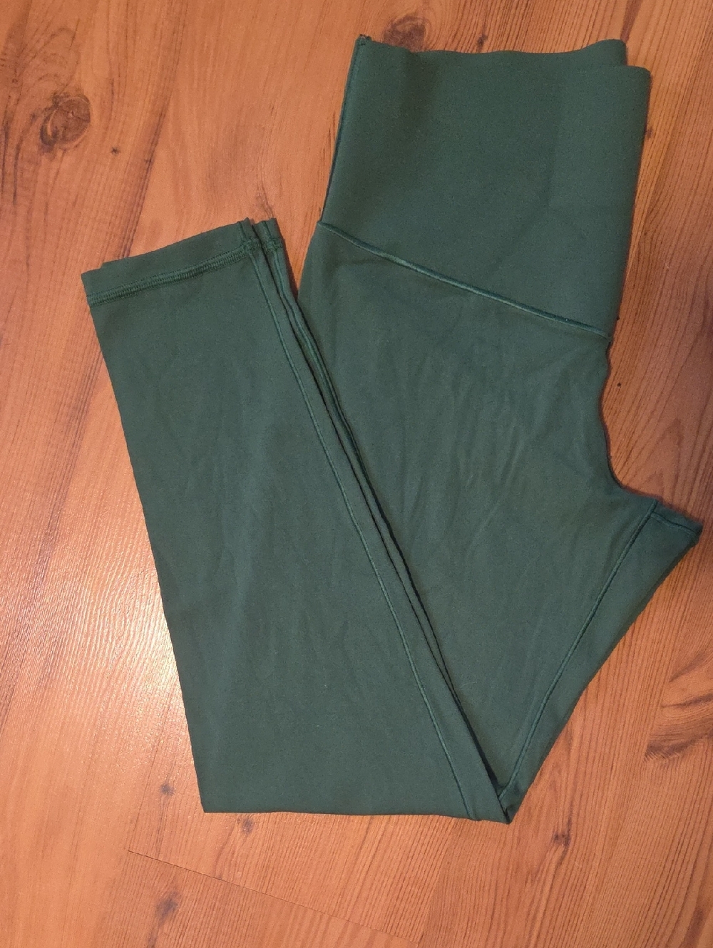 aerie Offline 7/8 Leggings in Green